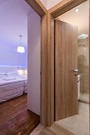 White Rock Milos Suites