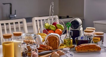 White Rock Milos Suites