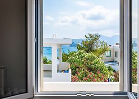 White Rock Milos Suites