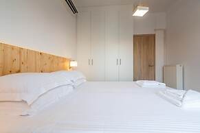 White Rock Milos Suites