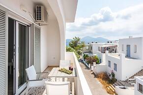 White Rock Milos Suites