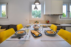 White Rock Milos Suites