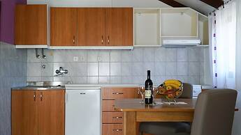 Studio Apartment Slivje