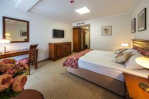 Hotel Paryski Art & Business