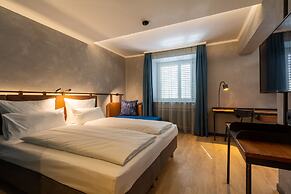 Unsölds Factory Hotel