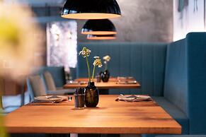 Unsölds Factory Hotel