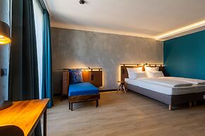 Unsölds Factory Hotel