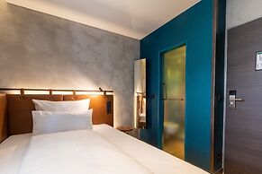 Unsölds Factory Hotel