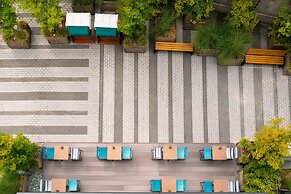 Unsölds Factory Hotel