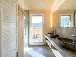 Premium Chalet With Whirlpool