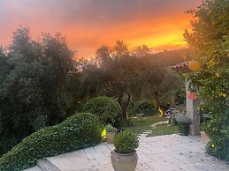 Villa in Grasse With Private Pool