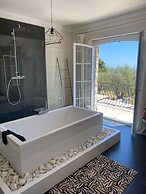 Villa in Grasse With Private Pool
