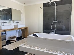 Villa in Grasse With Private Pool