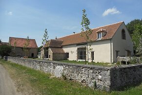 Luxurious Farmhouse in Braize