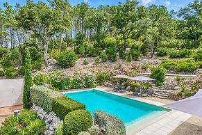Villa in Le Muy With Private Pool & Forest