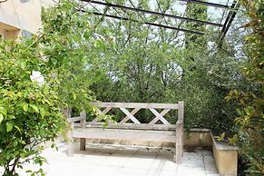 Mas in Eygalieres With Heated Pool