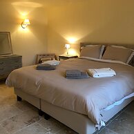 Mas in Eygalieres With Heated Pool
