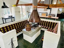 Spacious Farmhouse near Forest in Stramproy