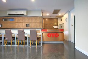 OYO 1002 Pinklao Resort