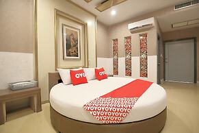 OYO 1002 Pinklao Resort