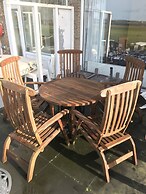 Cosy Holiday Home on Lake Veere