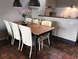 Cosy Holiday Home on Lake Veere