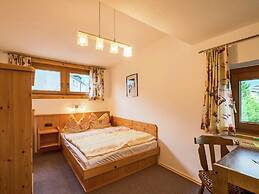 Apartment in Fugen Near the ski Area