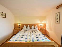 Apartment in Fugen Near the ski Area