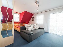 Holiday Apartment in Tropolach Near Pressegger See