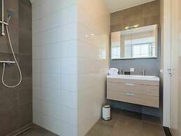 Luxurious Apartment in Koudekerke With Parking