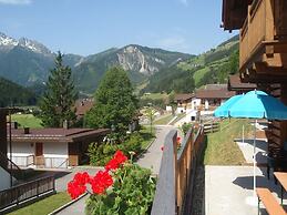 Luxurious Chalet in Pinzgau With Pool