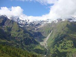 Holiday Apartment in Leogang Near the ski Area