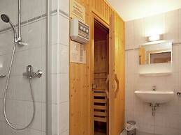 Quiet Chalet With Sauna in Konigsleiten