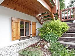 Quiet Chalet With Sauna in Konigsleiten