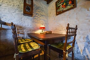 Peaceful Getaway in Teilhet