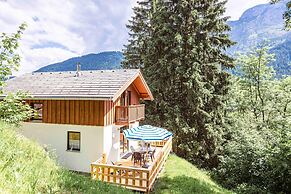 Chalet in Annaberg-lungotz With a Community Pool