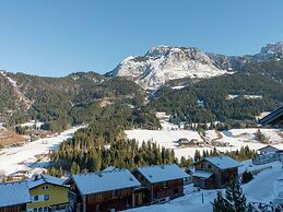 Chalet in Annaberg-lungotz With a Community Pool