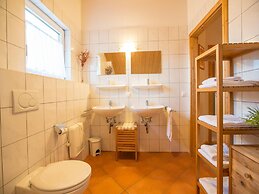 Chalet in Annaberg-lungotz With a Community Pool