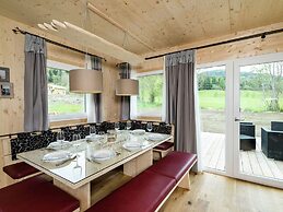 Luxurious Chalet in Sankt Georgen ob Murau with Hot Tub