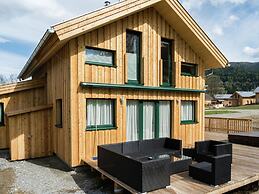 Luxurious Chalet in Sankt Georgen ob Murau with Hot Tub