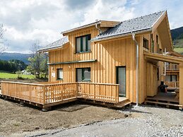 Luxurious Chalet in Sankt Georgen ob Murau with Hot Tub