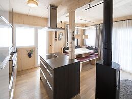 Luxurious Chalet in Sankt Georgen ob Murau with Hot Tub