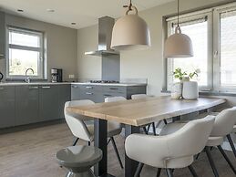 Villa in De Cocksdorp With Stunning Views