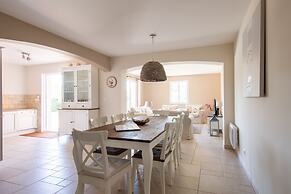 Holiday Home in Le Plan-de-la-tour With Pool
