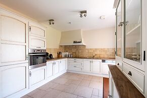 Holiday Home in Le Plan-de-la-tour With Pool