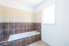 Holiday Home in Le Plan-de-la-tour With Pool