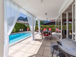 Holiday Flat in the Centre of Soll With Pool