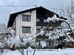 Holiday Apartment in Koetschach