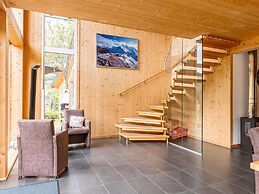 Luxurious Chalet in Sankt Georgen ob Murau with Hot Tub