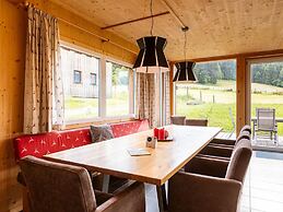 Luxurious Chalet in Sankt Georgen ob Murau with Hot Tub